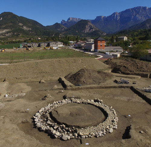 Tumulus 2 de Chamarges à Die, © André Rivalan (Mosaïques Archéologie