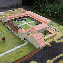 Photographie maquette de la villa de Châteauneuf-du-Rhône