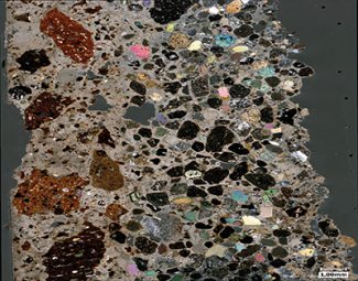 Image d'une lame mince d’un mortier de Pompéi (© N. Herreyre)